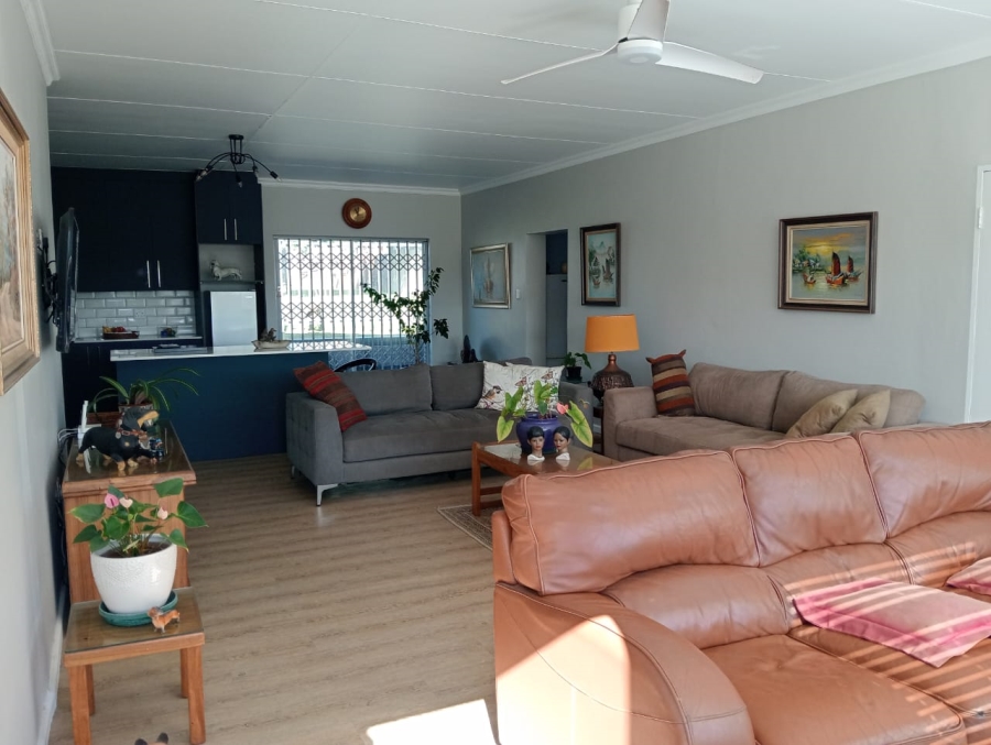 3 Bedroom Property for Sale in Aston Bay Eastern Cape